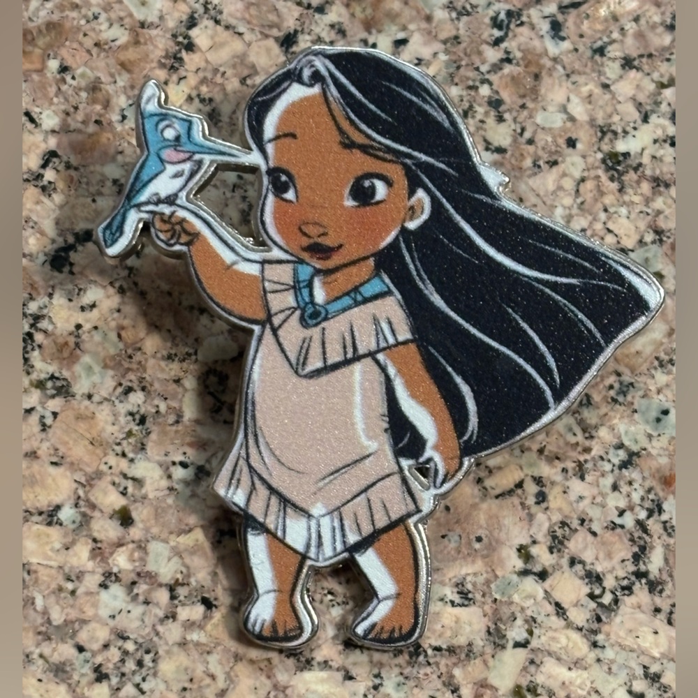 Disneyland Paris Pocahontas Animator's Doll Disney Pin